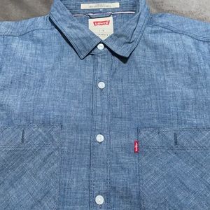 Denim Levi’s shirt L